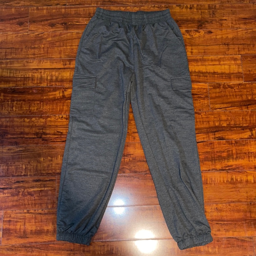 SHEIN Heathered knit cargo joggers. Medium. Brand new never worn
